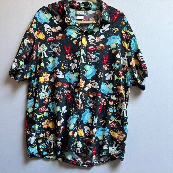 Pixar Fest Disney Hawaiian Character Mural button up short sleeve shirt Sz L - Picture 1 of 10